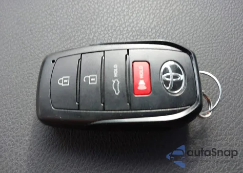 2025 Toyota Camry Se z USA, uszkodzony, nr VIN 4T1DAACK2SU179182